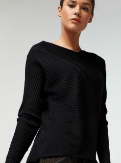 Wholesale Blanc Noir Pull Yolo Noir