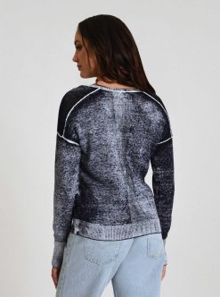 Wholesale Blanc Noir Pull Chasseresse Col V