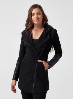 New Blanc Noir Mettre A Jour La Veste Traveler Noir