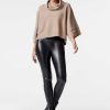 Online Blanc Noir Pull Liminal A Col Benitier Grege