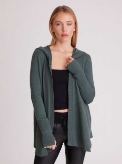 Hot Blanc Noir Cardigan Portola Court Foret Noire