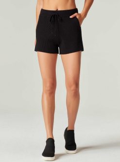 Hot Blanc Noir Short Portola Noir