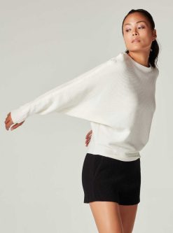 Hot Blanc Noir Pull Portola Blanc