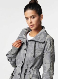 Hot Blanc Noir Anorak Camo - Peau De Requin Gris Moyen Camouflage En Peau De Requin