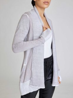 Clearance Blanc Noir Cardigan Drape Sur Le Devant Huntress Gouttes De Pluie