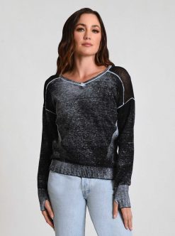 Wholesale Blanc Noir Pull Chasseresse Col V