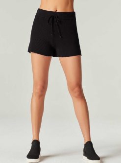 Hot Blanc Noir Short Portola Noir