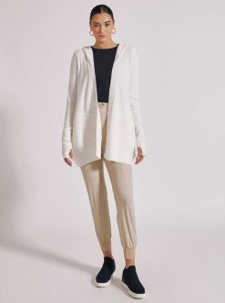 Hot Blanc Noir Cardigan Portola Court Blanc